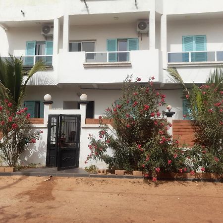 Residence Marie France Mendy ตูบับเดียเลา ภายนอก รูปภาพ