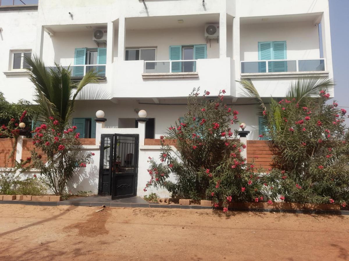 Residence Marie France Mendy ตูบับเดียเลา ภายนอก รูปภาพ