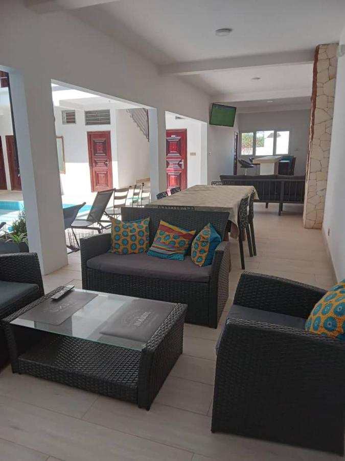 Residence Marie France Mendy ตูบับเดียเลา ภายนอก รูปภาพ